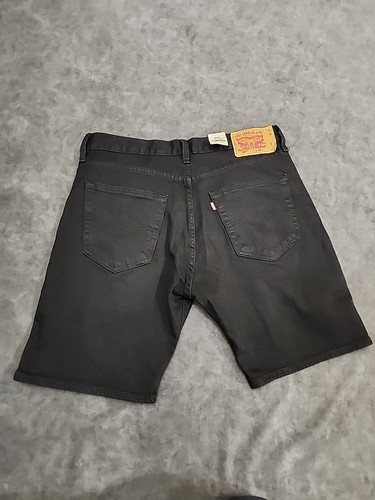 Nwt men size - nwt, 36