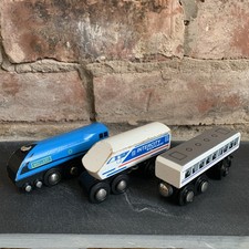 Wooden Intercity Express / Express Coach / Mallard Train * Magnetic Couplings