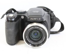 FUJIFILM FINEPIX S5700 7.1 Megapixel Digital Bridge Camera - s86