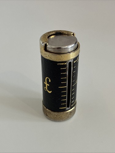Vintage one pound coin holder - one,
