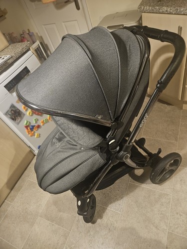 Egg2 pram bundle includes - bundle,