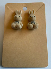 Earrings Lt Brown Flocked