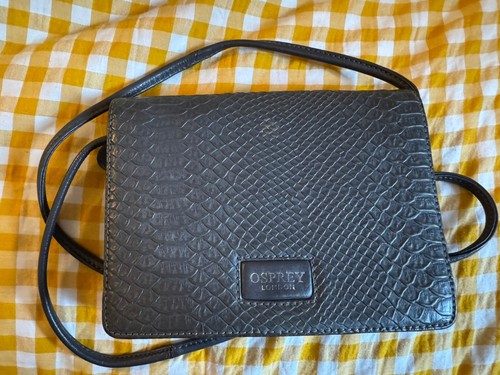 Osprey cross body - body, moc