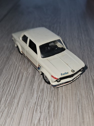 Solido bmw 2002 - bmw,