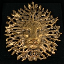 BOXED BNWT CHANEL LION HEAD