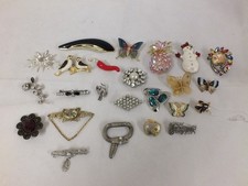Vintage & Modern Costume Jewellery Brooches x 24 Bundle Job Lot (Hol)