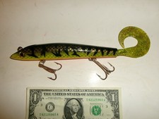 Mania Weighted Squirrely Burt