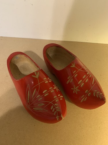 Vintage red traditional - red,