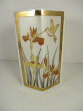 Pretty Oriental style vase -