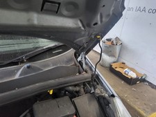 BONNET HINGE LH VAUXHALL CORSA