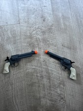 Dual Wield Western Pistol Toy Play Guns (triggers Don’t Work)