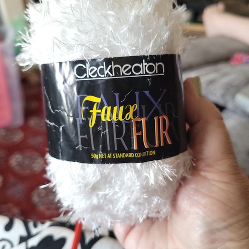 Vintage cleckheaton faux fur - cleckheaton,
