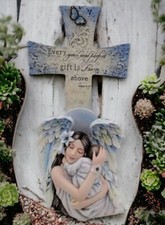 Angel Guardian Praying