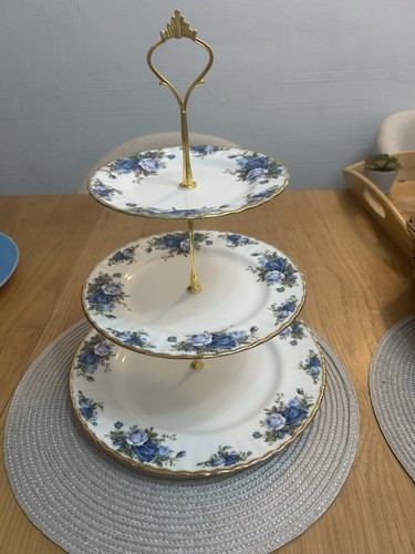 Vintage royal albert - 3, tier