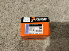 Paslode 300270 F16 1.6mm x 38mm Galvanised Angled Brad Nails (2000 Pack & 2 Fuel