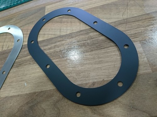 Twin bezel exhaust - twin, side