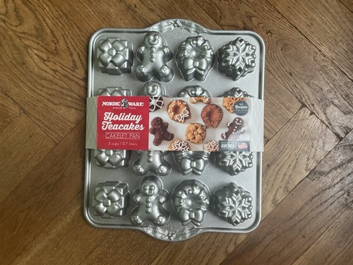 Nordic ware cakelet pan - nordic,