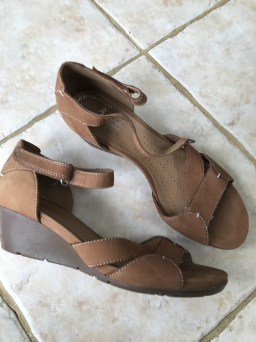 Tan leather suade wedge padded - leather,