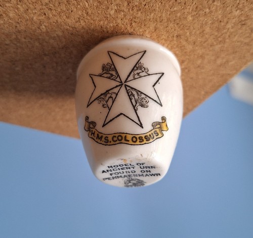 Colossus crest w h - h.m.s.,