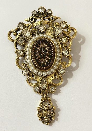 Vintage victorian revival - vintage,