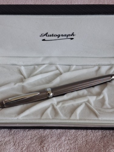 Autograph silver status