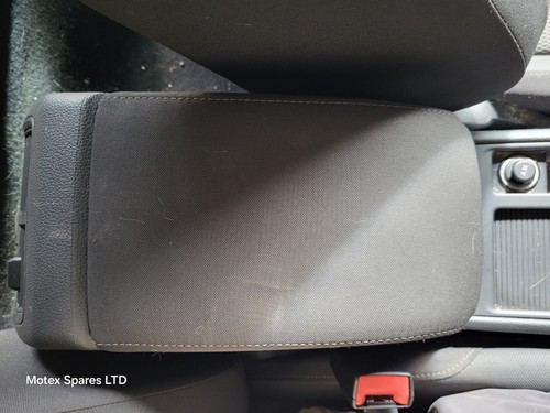 Golf mk7 armrest lid - mk7,