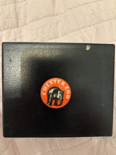 Chester zoo vintage badge - chester,