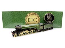 Hornby R30210A Dublo LNER A3