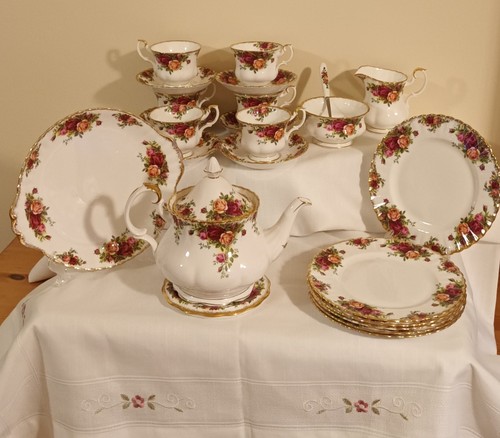 Royal albert old country roses - old,