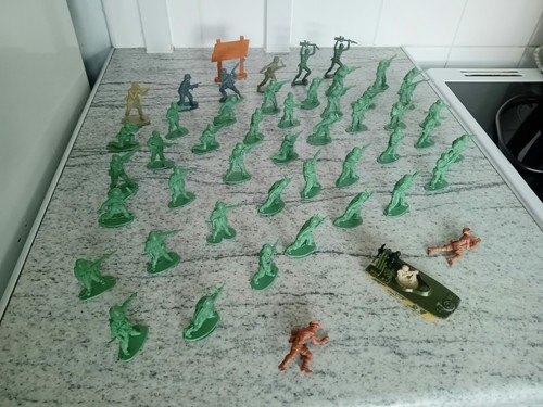 Assorted toy soldiers - assorted, and