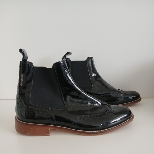 Russell bromley eu - /,