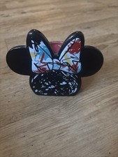 Disney Minnie Mouse graffiti