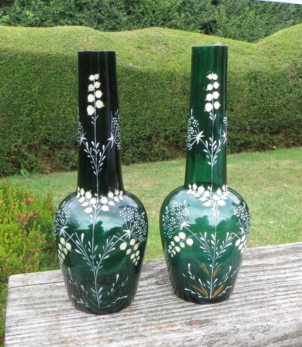 Near pair victorian green - pair,