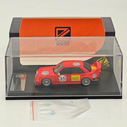 Dcm mercedes benz 190e - 1/64,