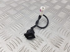 MERCEDES C CLASS USB PORT