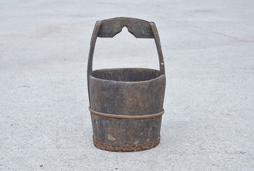 Old vintage wooden rice - old,