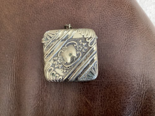 Antique silver plated vesta - silver,