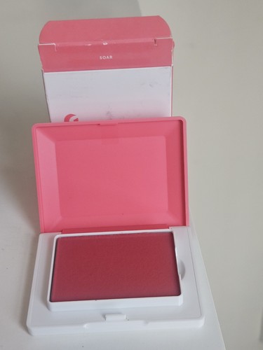 Glossier cloud paint - cloud, plush
