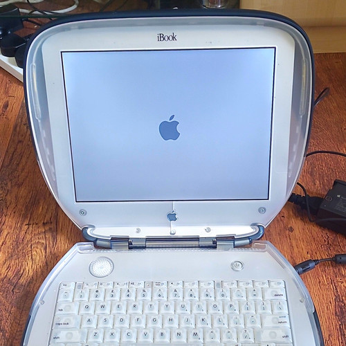 Apple ibook m2453 12in - apple,