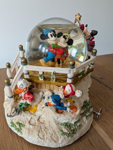 Vintage disney store mickey - store,