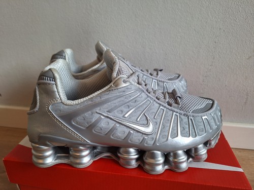 Nike shox mens trainers - nike, silver