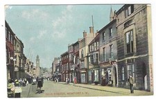 OLD POSTCARD 1900's - NEWPORT HIGH STREET SCENE - ISLE OF WIGHT