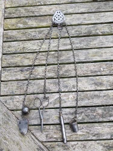 Chatelaine couturiere - chatelaine,
