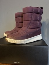 Sorel Out N About Puffy Mid Boots Size 5