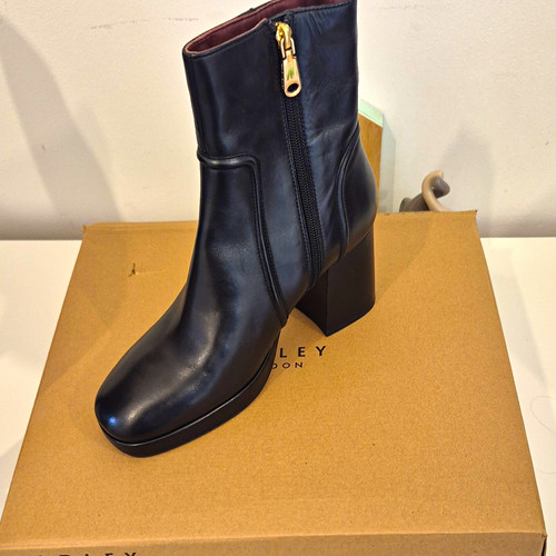 Radley elm place - black, leather
