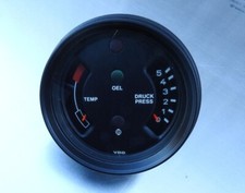 Porsche 911 VDO Oil Pressure / Oil Temp Gauge.