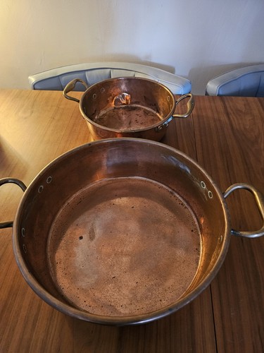 Set vintage copper pots - set,