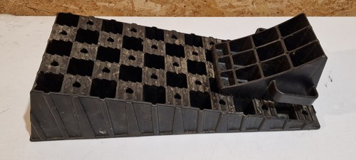 Milenco levelling ramps - milenco,
