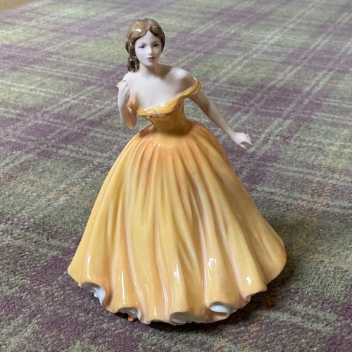 Elizabeth royal doulton lady - elizabeth,