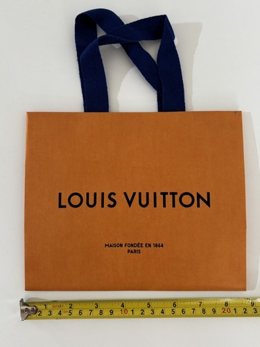 Authentic louis vuitton store - authentic,